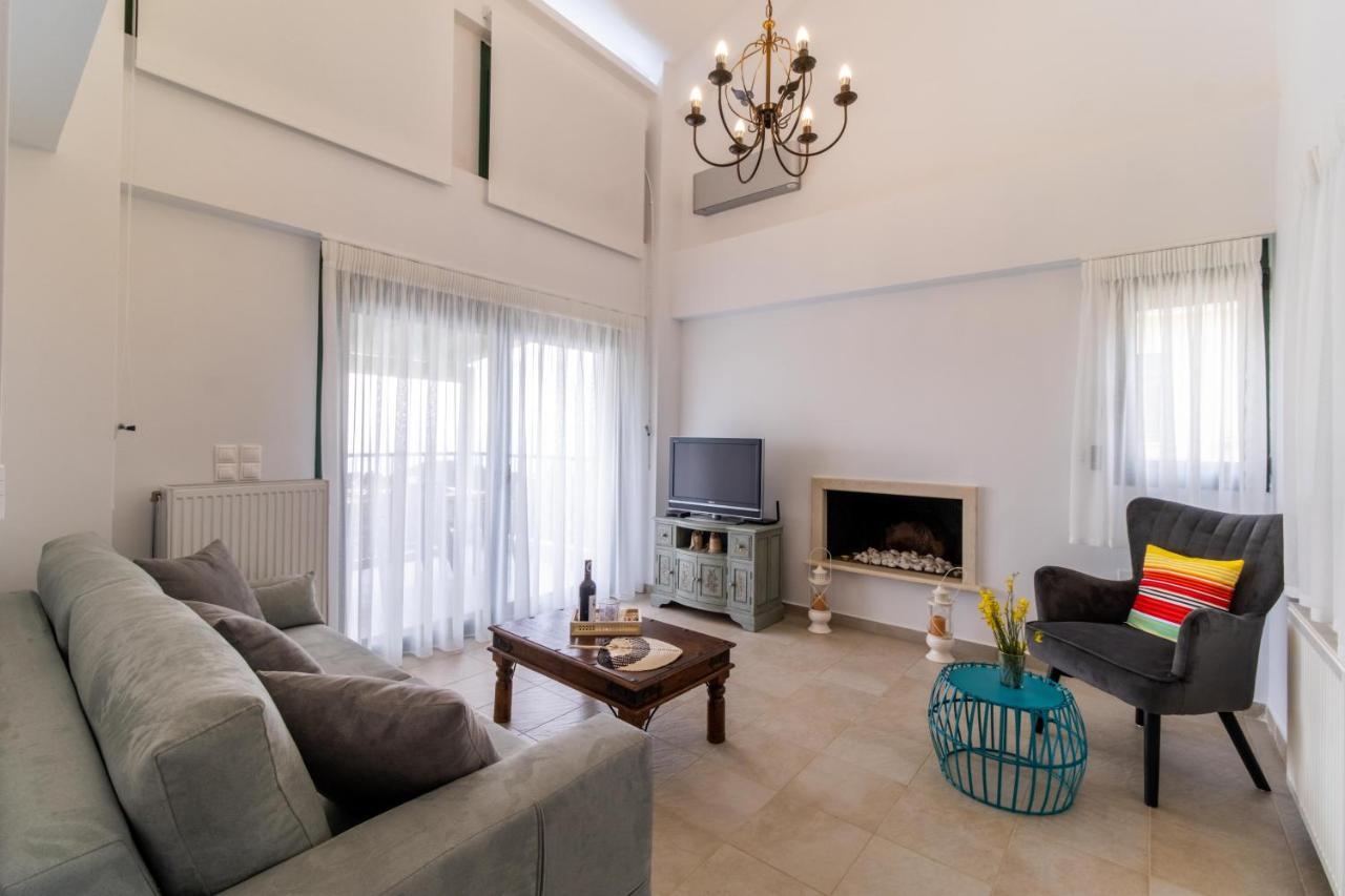 Sapphire Blue Villa Kalamítsi Eksteriør billede