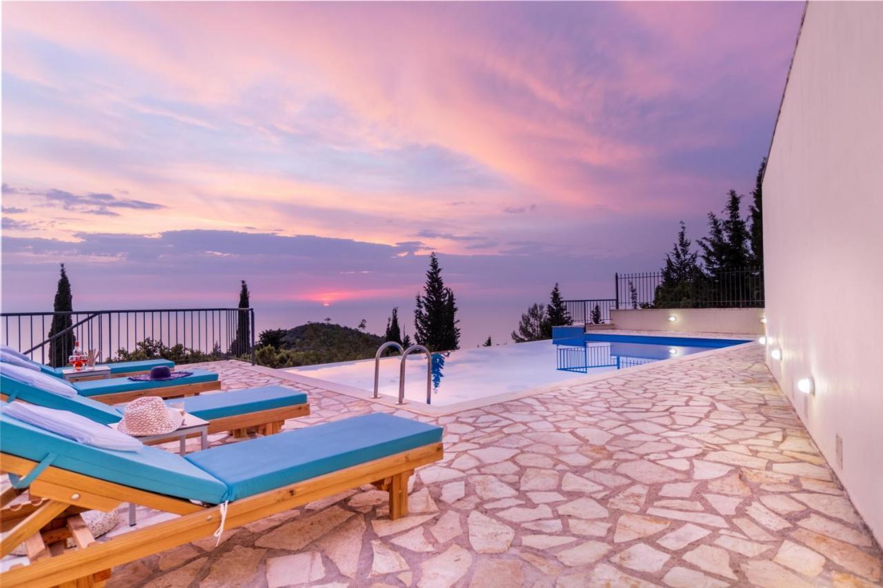 Sapphire Blue Villa Kalamítsi Eksteriør billede